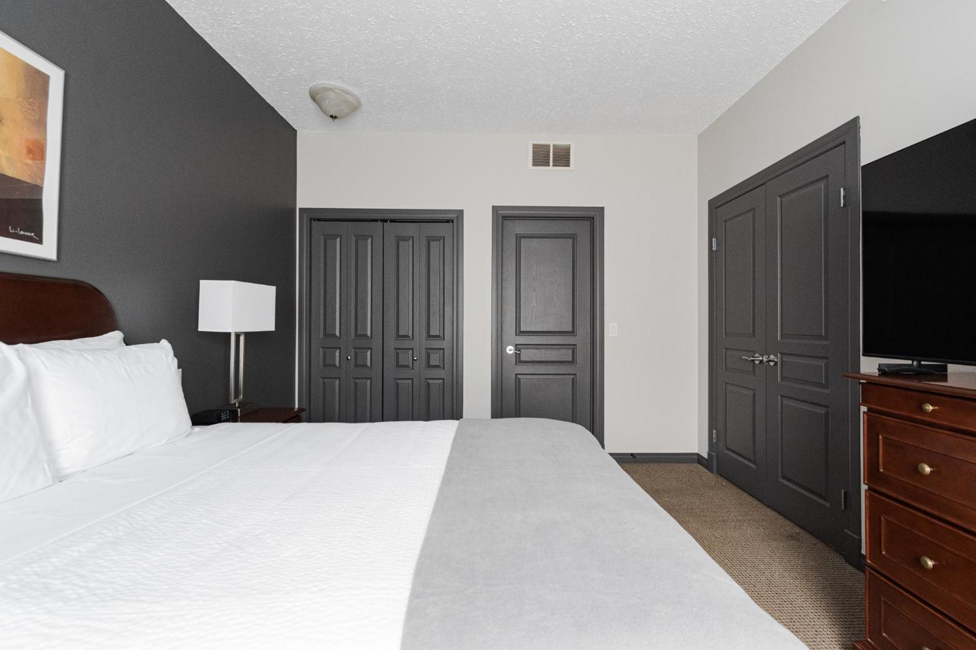 Premier Residence - Fort Mcmurray Eksteriør bilde